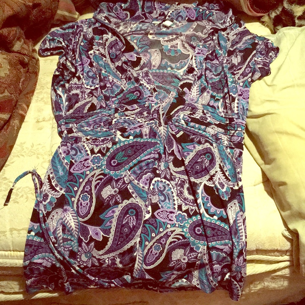 A blouse.